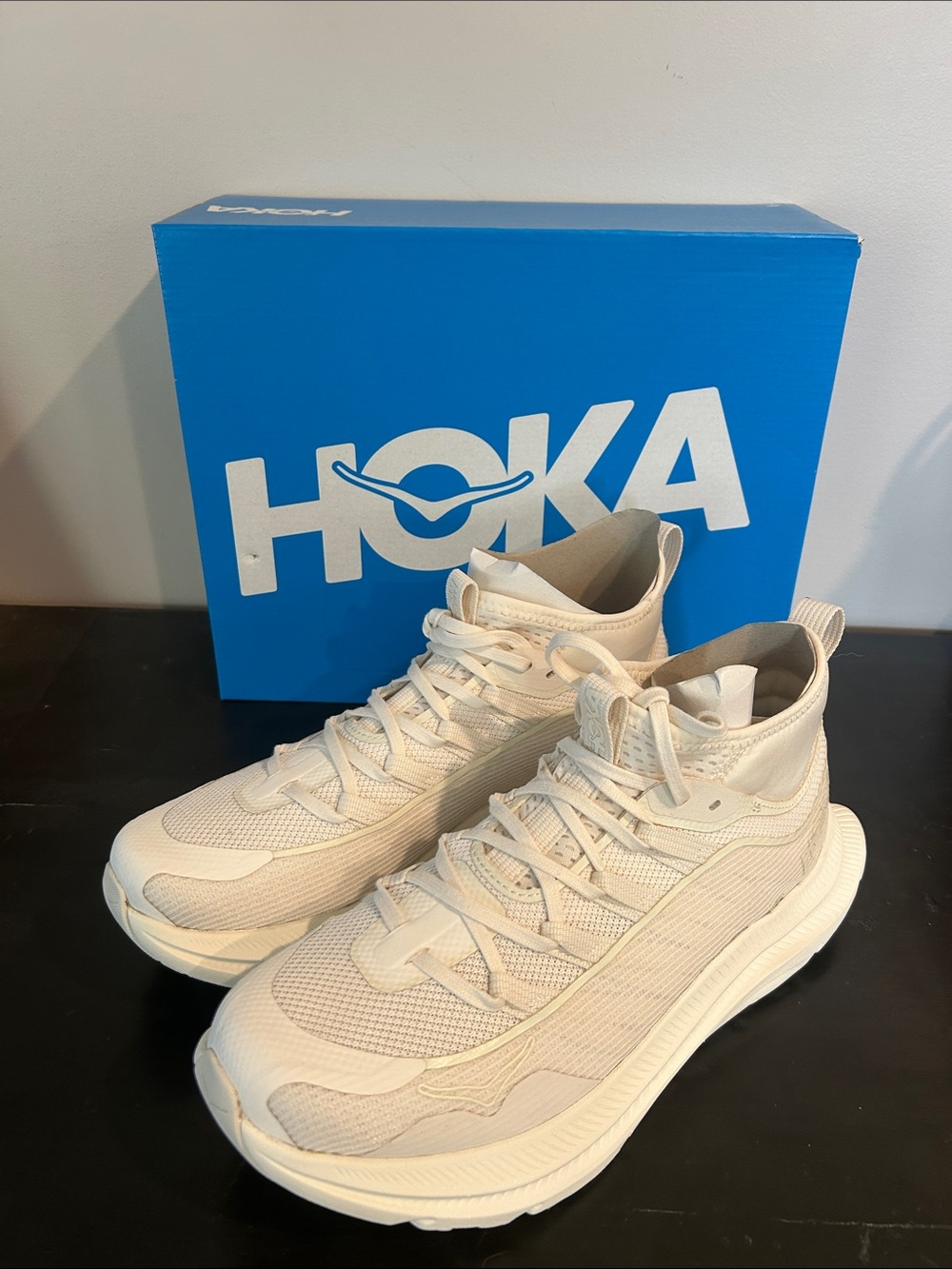 Hoka Women's Kawana Mid